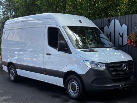 MERCEDES-BENZ SPRINTER 2.0 315 CDI Progressive RWD L2 H2 Euro 6 (s/s) 5dr